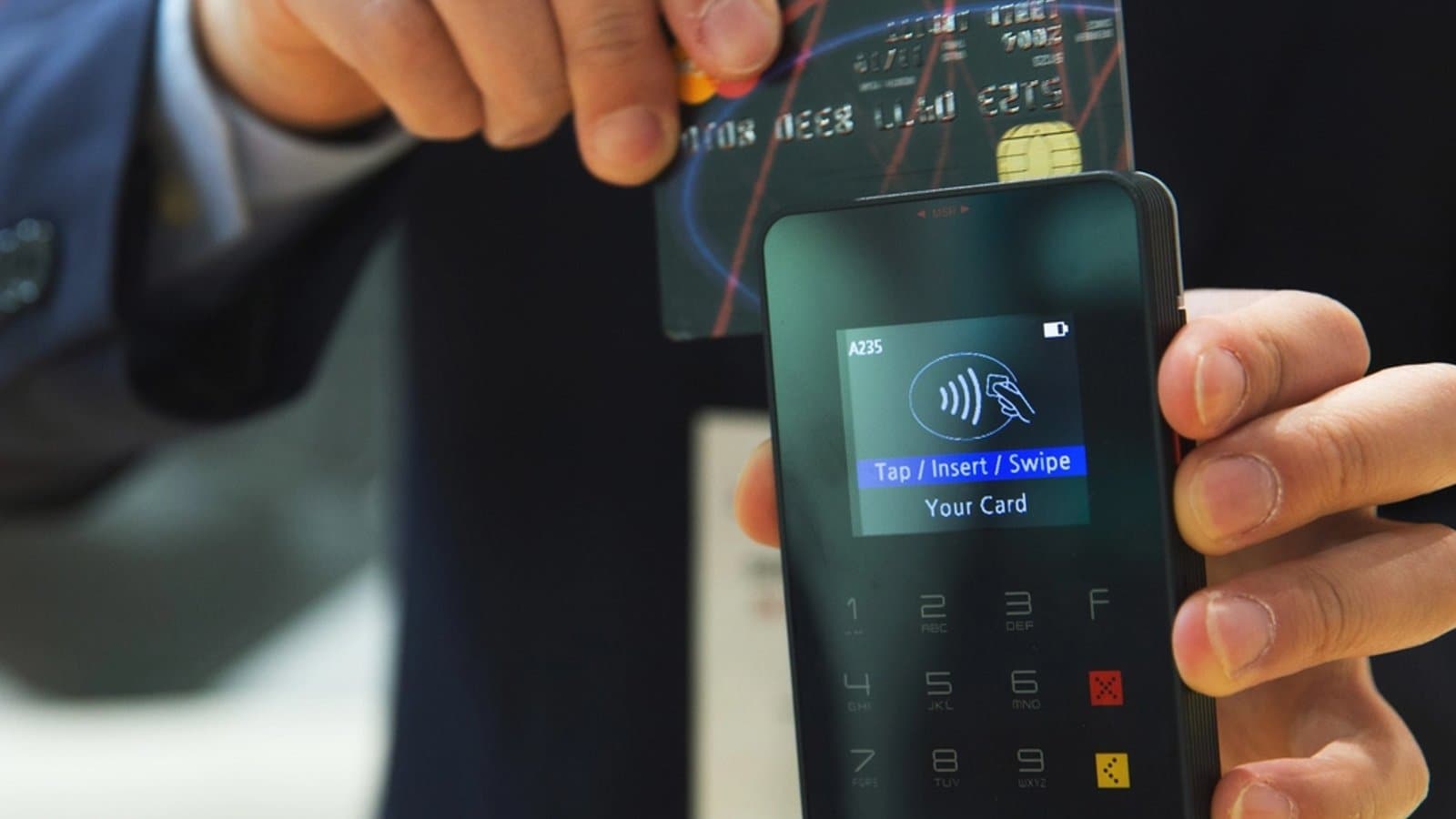 Paying by card on a card terminal